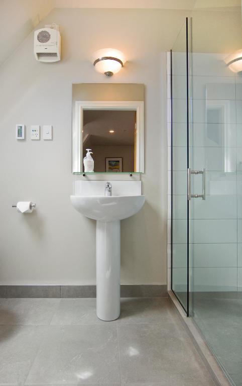 כרייסטצ'רץ' Orari Boutique Hotel מראה חיצוני תמונה